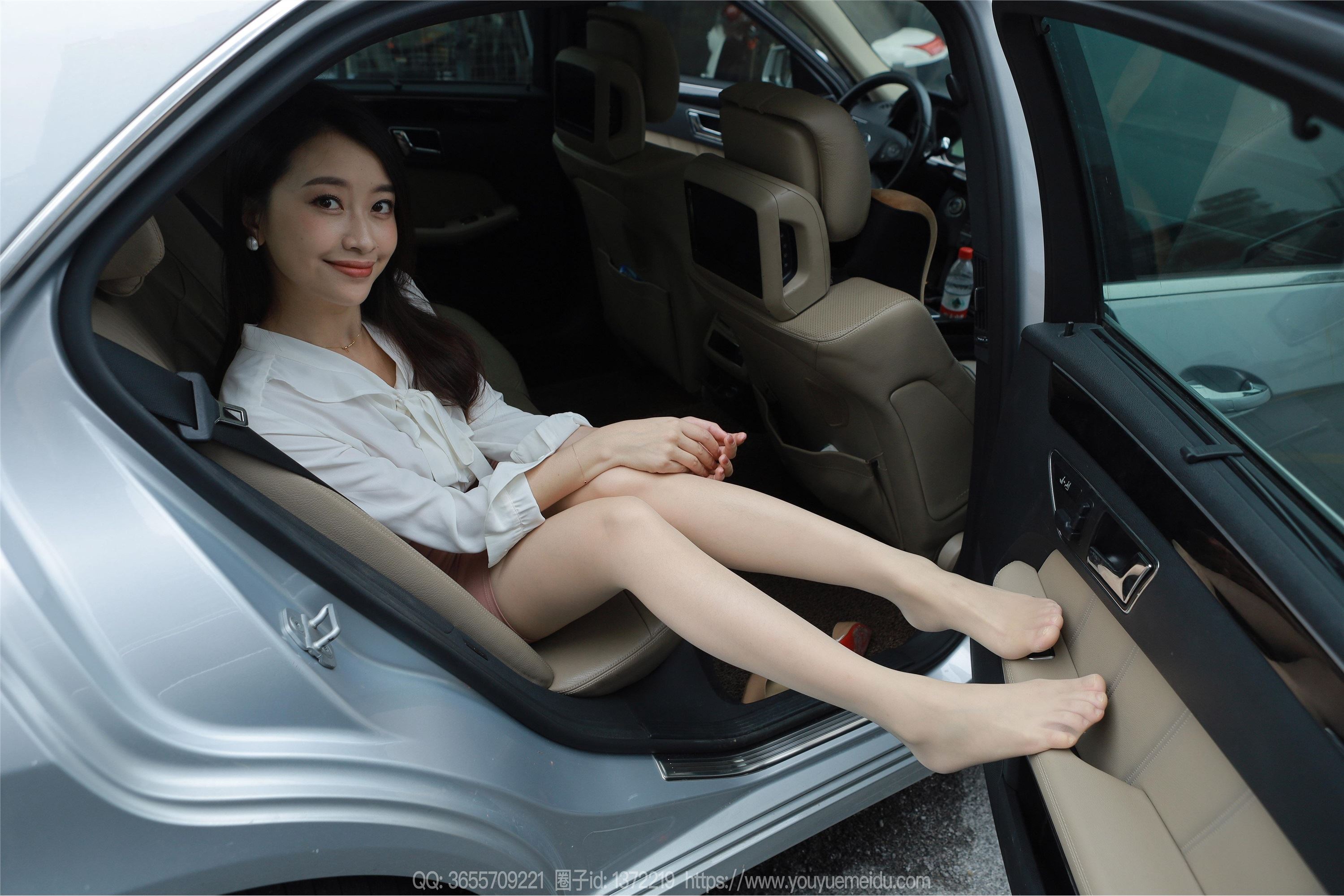 IESS异思趣向  2023.10.16 丝享家 1560 小婕《车里车外》